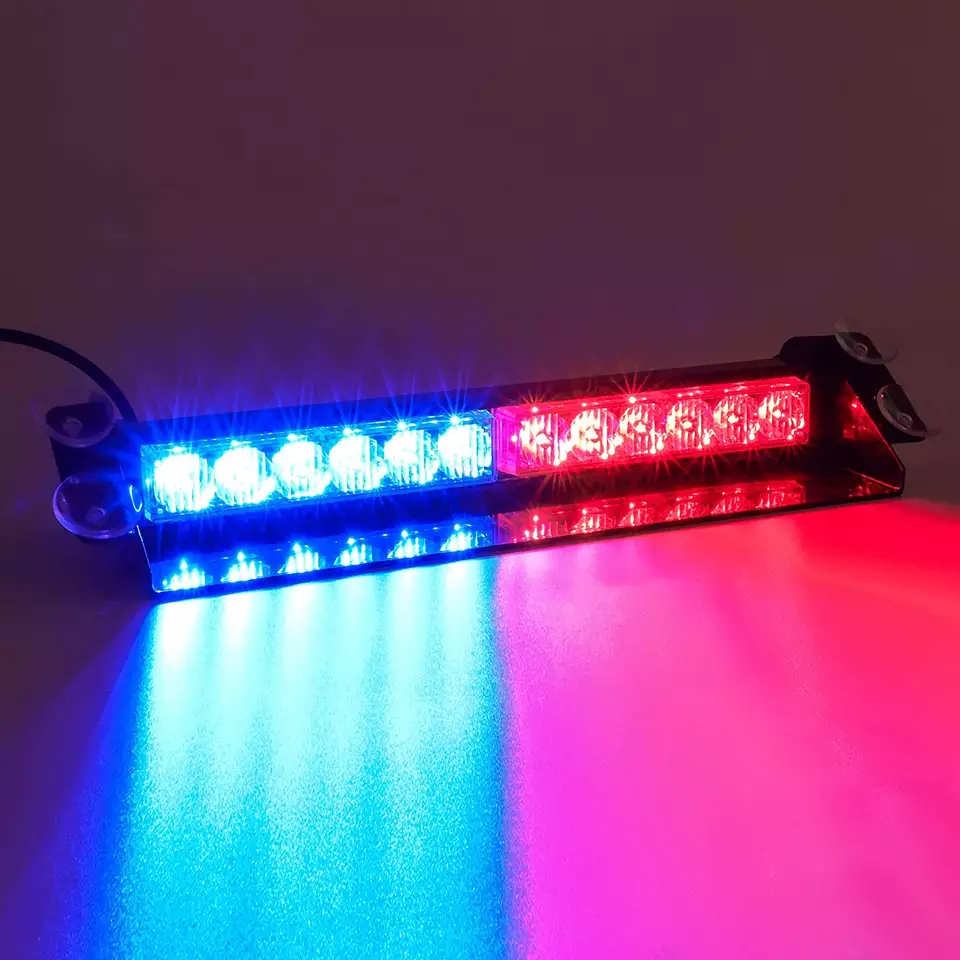 用于汽车的闪烁 LED 频闪信标（灯），可以更改颜色和闪烁样式